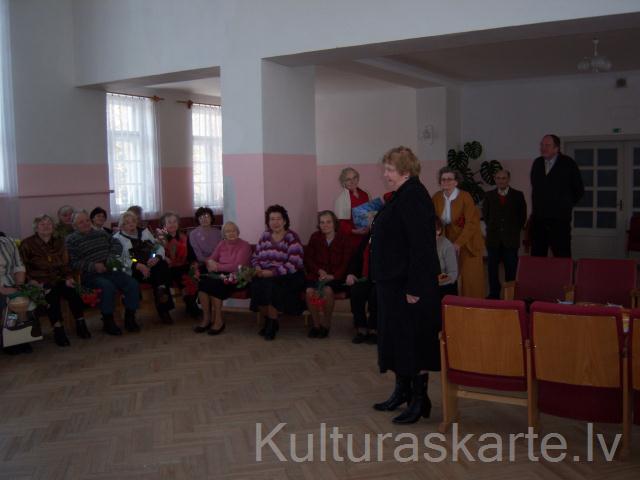 Pie "Noskaņas" viesojas Ziemera pagasta seniori, 2009.g.